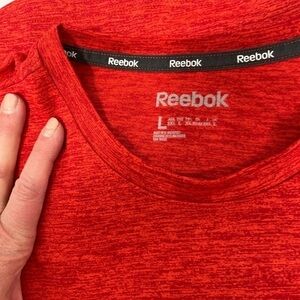 Bundle of 2 athletic t-shirts size L, one Asics and one Reebok.